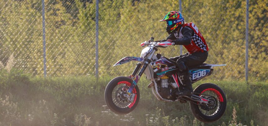 Supermoto w Słomczynie